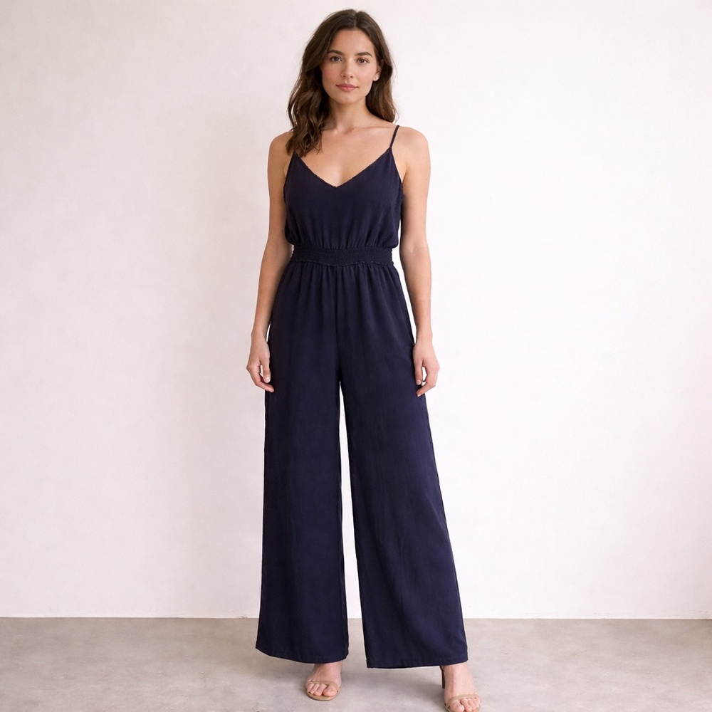 Aritzia Wilfred one piece/jumpsuit/romper black wide leg no sleeves XS luxury